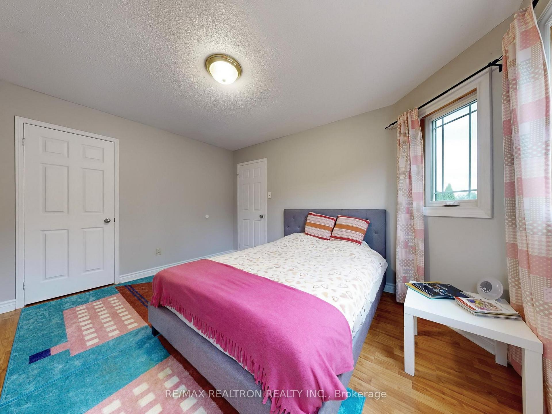 Photo 27 of 27 Moore Place, Barrie, Letitia Heights — HOMEH