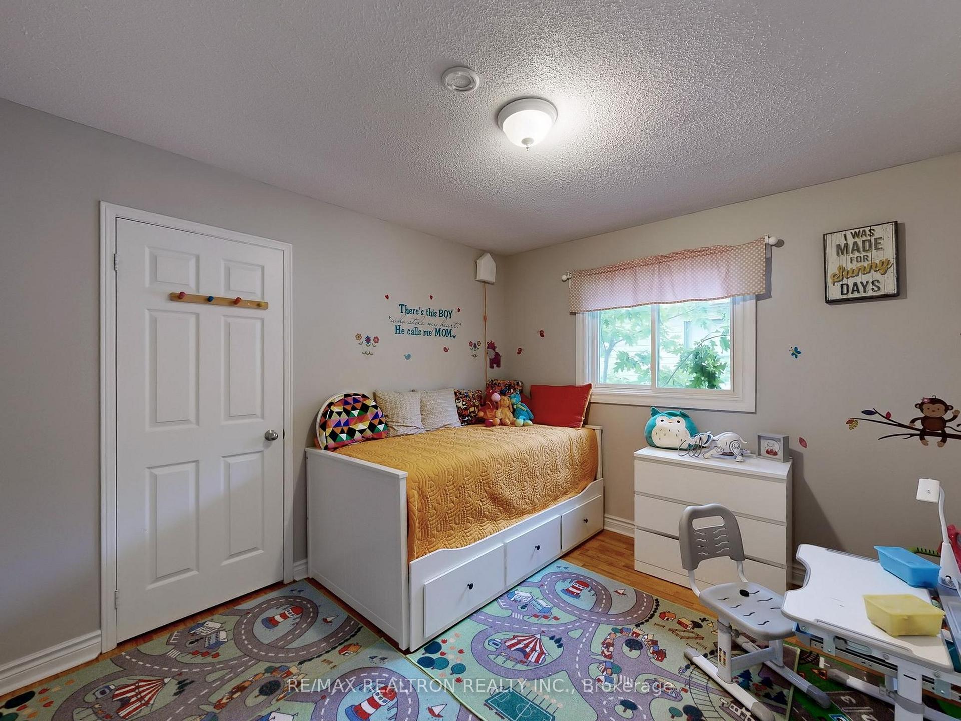 Photo 28 of 27 Moore Place, Barrie, Letitia Heights — HOMEH
