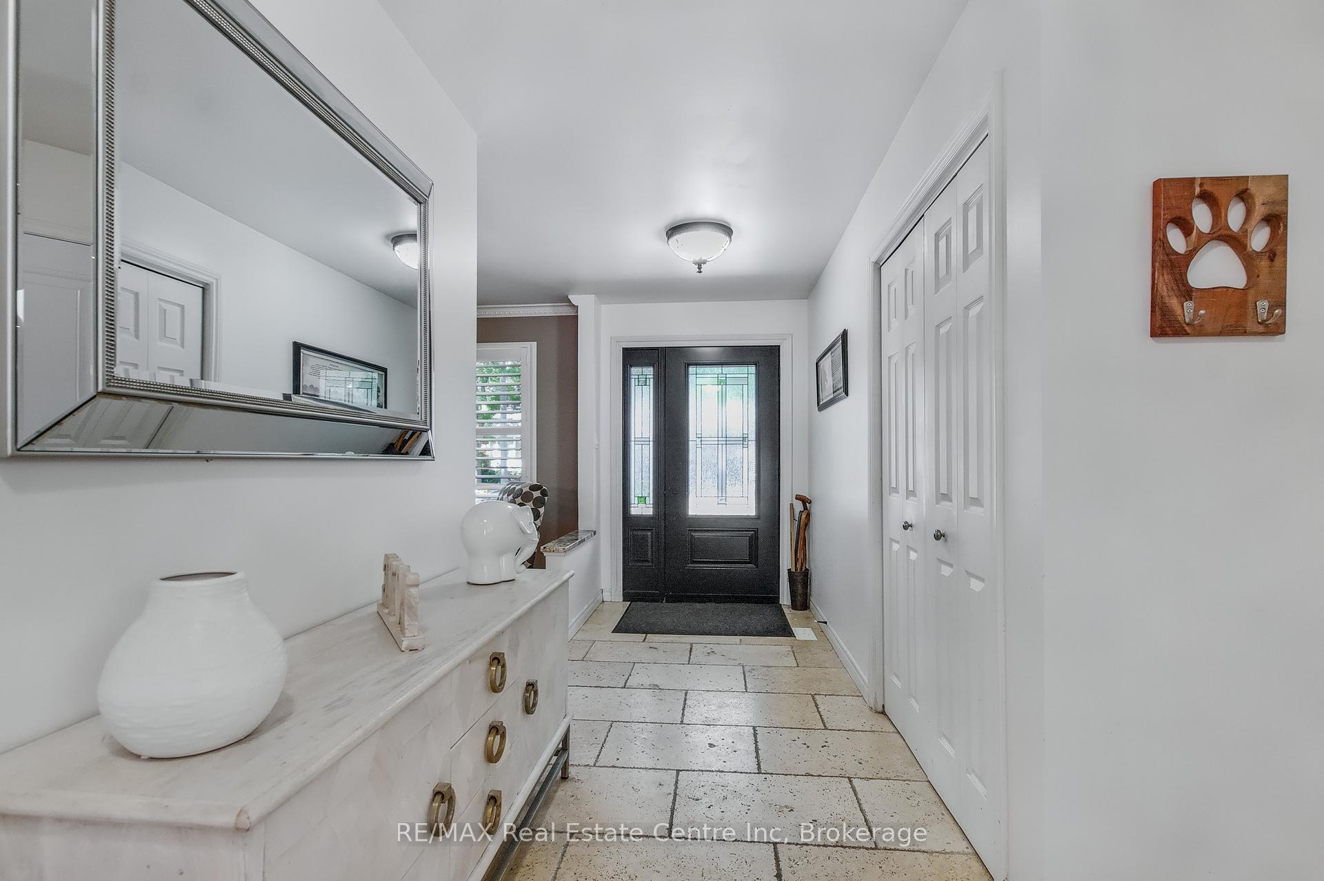 Photo 9 of 24 Darby Road, Guelph, Willow West/Sugarbush/West Acres — HOMEH