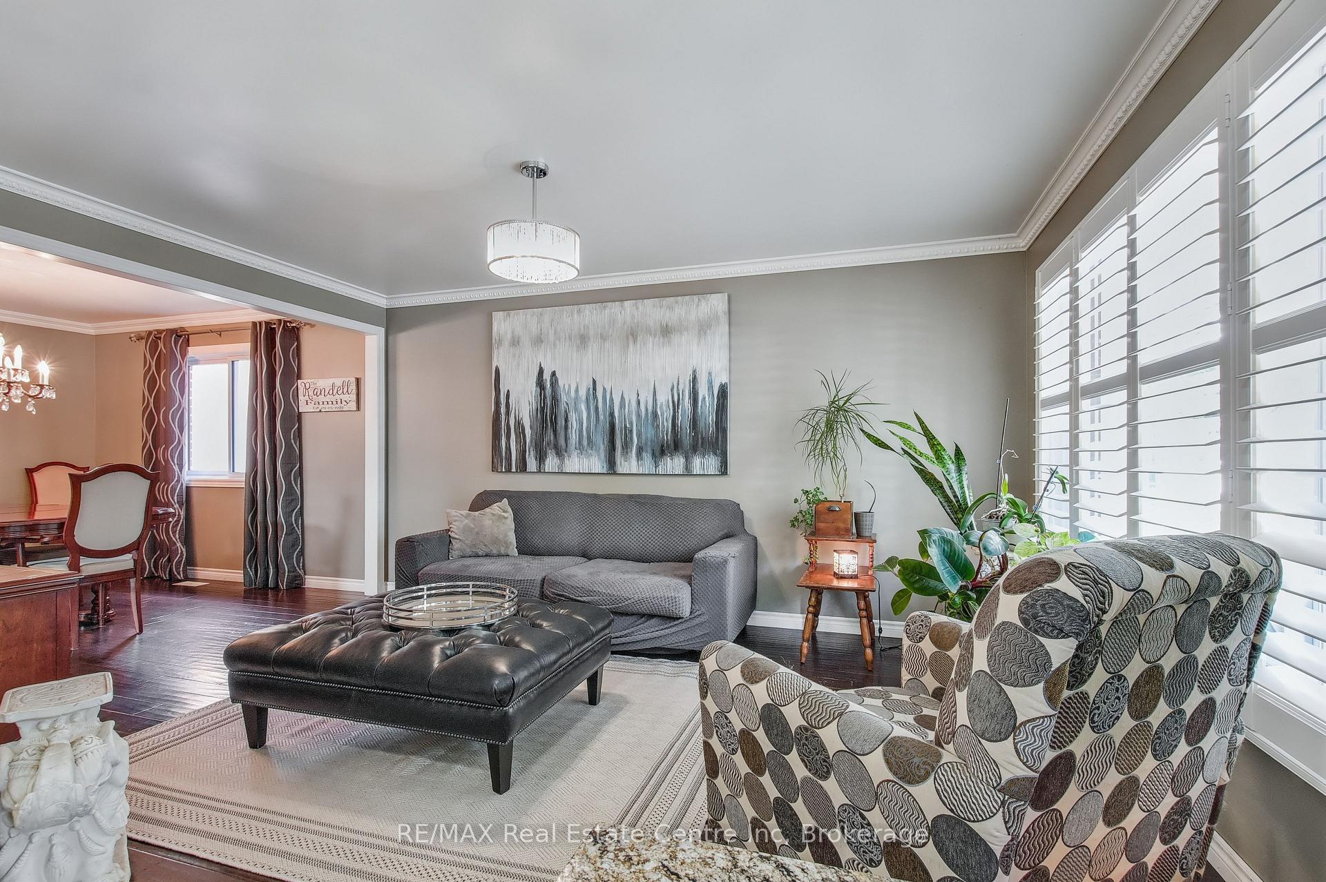 Photo 10 of 24 Darby Road, Guelph, Willow West/Sugarbush/West Acres — HOMEH