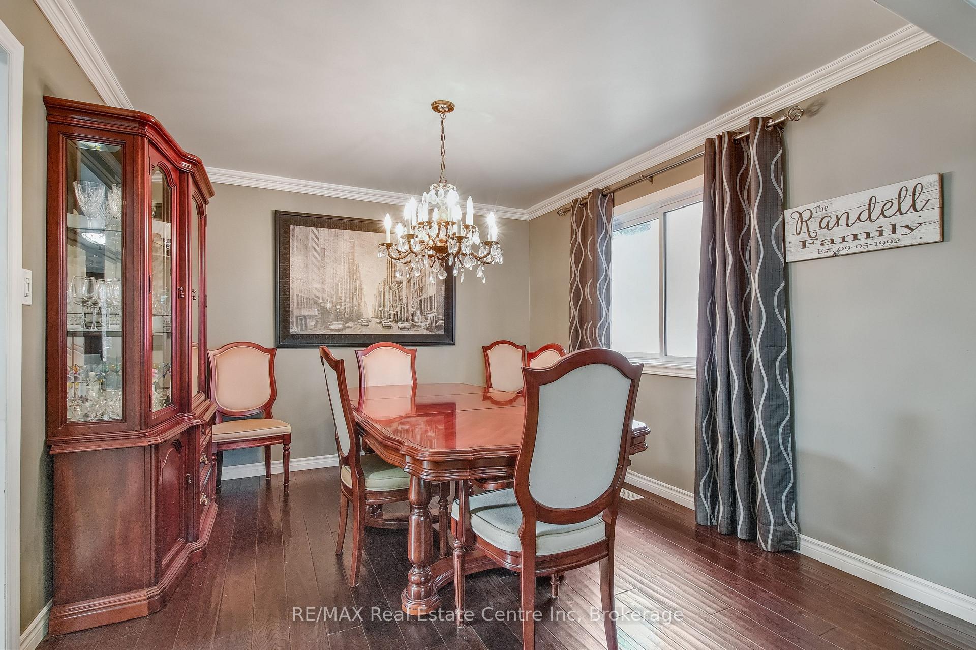 Photo 12 of 24 Darby Road, Guelph, Willow West/Sugarbush/West Acres — HOMEH