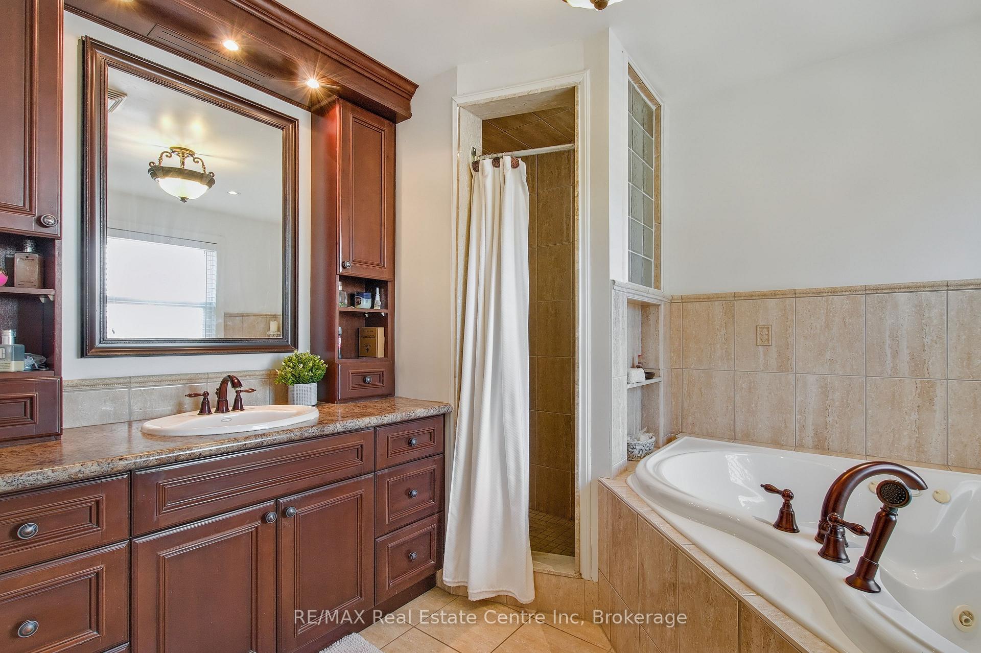 Photo 21 of 24 Darby Road, Guelph, Willow West/Sugarbush/West Acres — HOMEH
