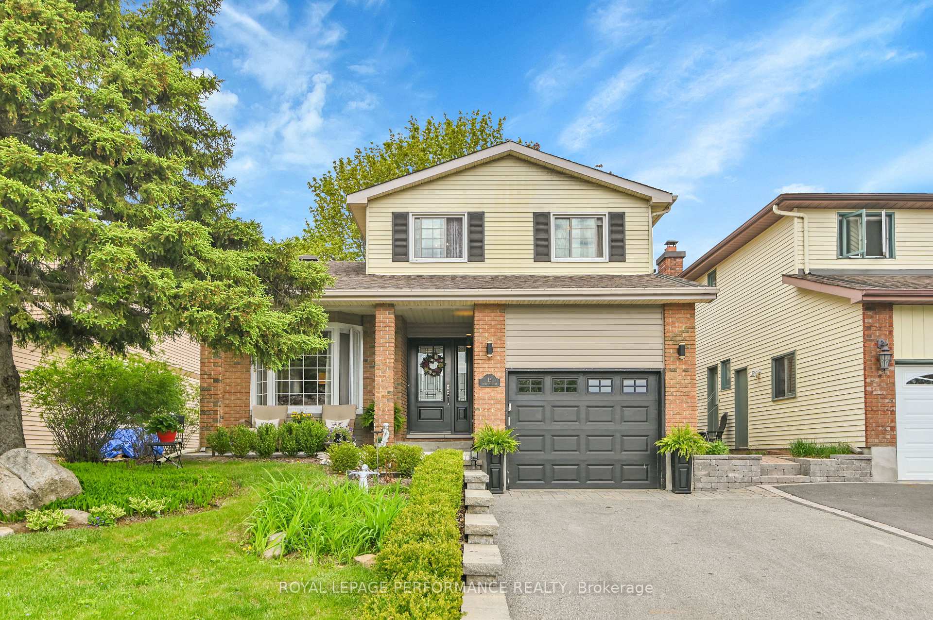 Photo 1 of 15 Avery Crescent, Ottawa, Barrhaven - On the Green — HOMEH