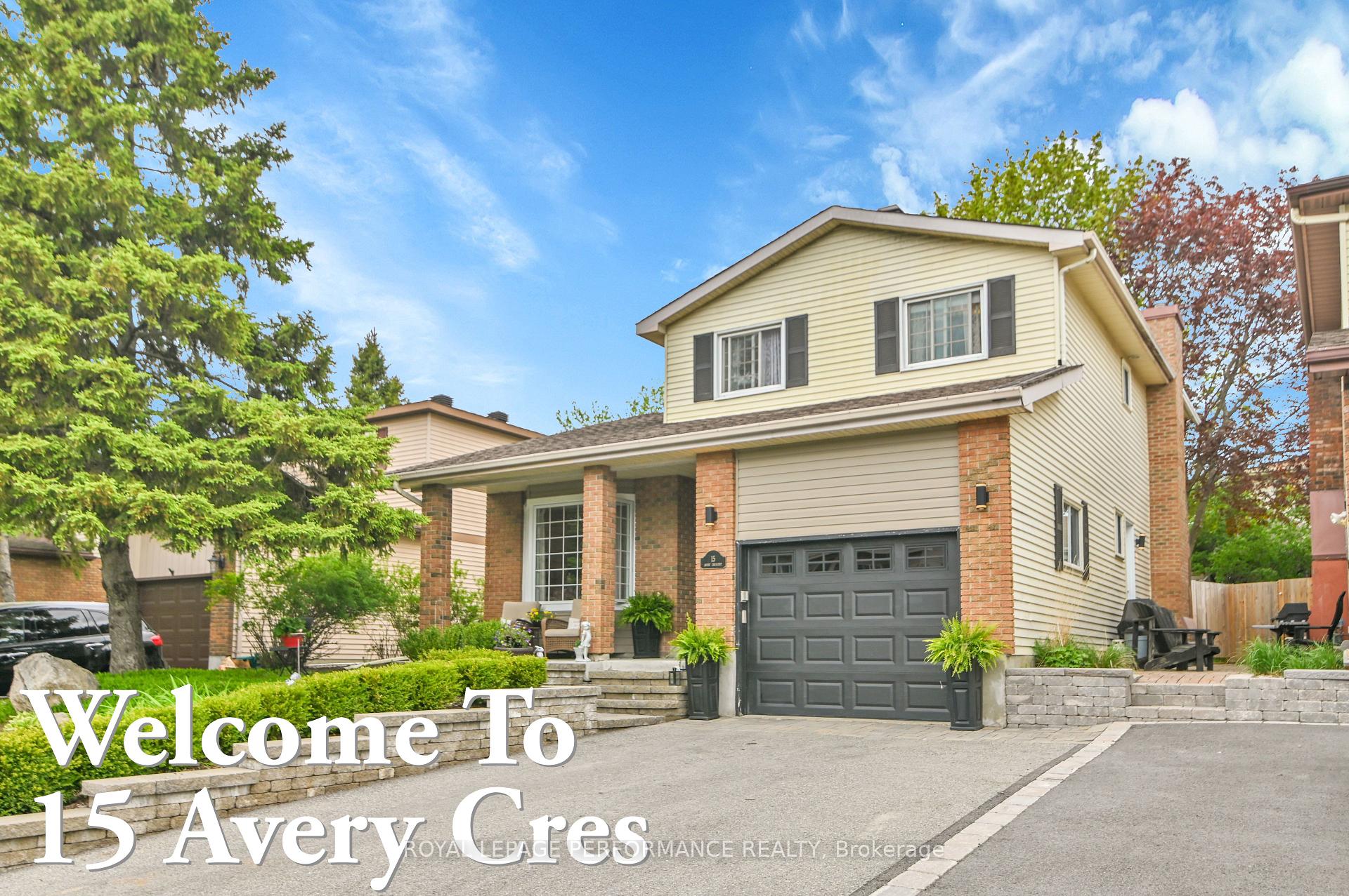 Photo 2 of 15 Avery Crescent, Ottawa, Barrhaven - On the Green — HOMEH
