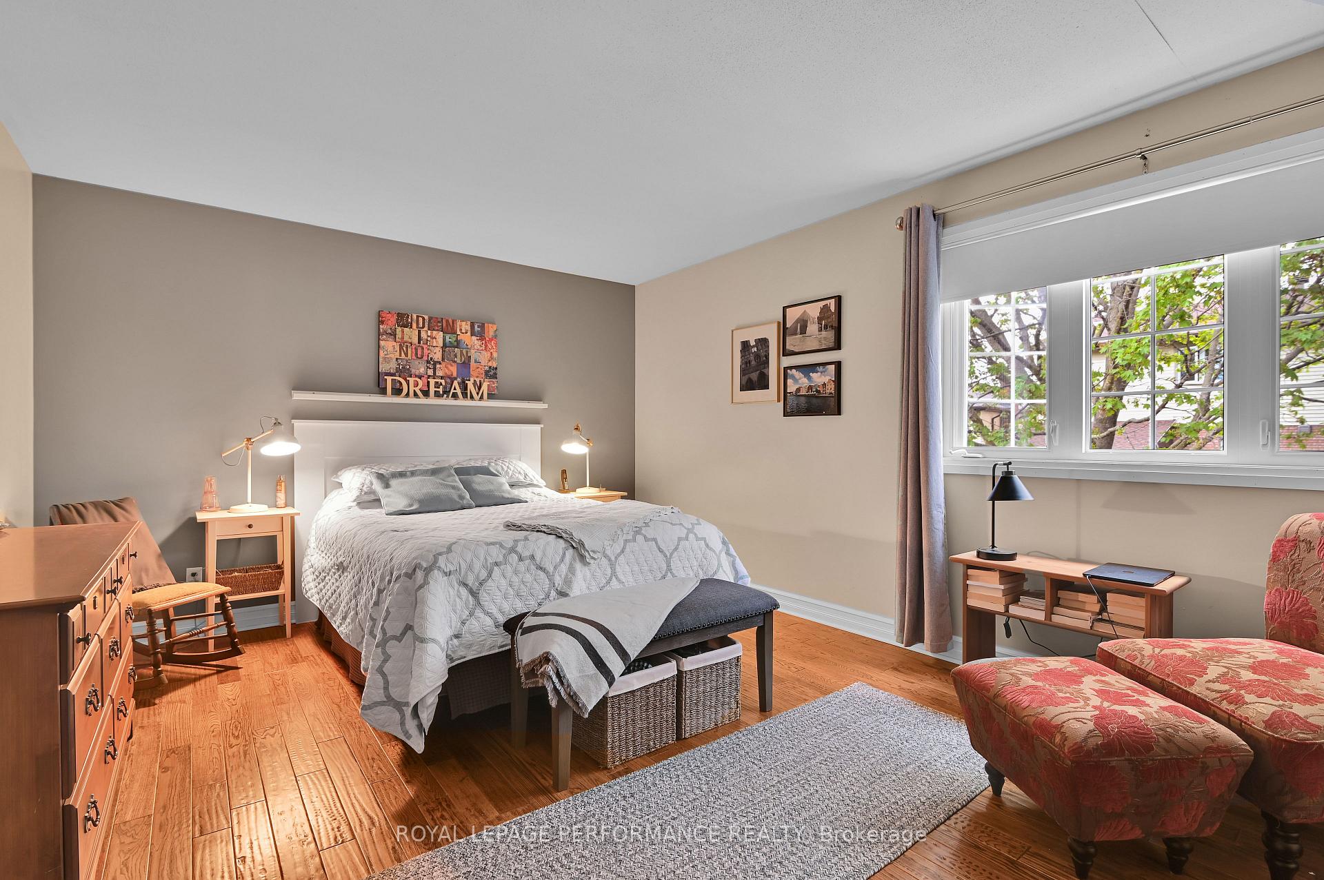 Photo 20 of 15 Avery Crescent, Ottawa, Barrhaven - On the Green — HOMEH