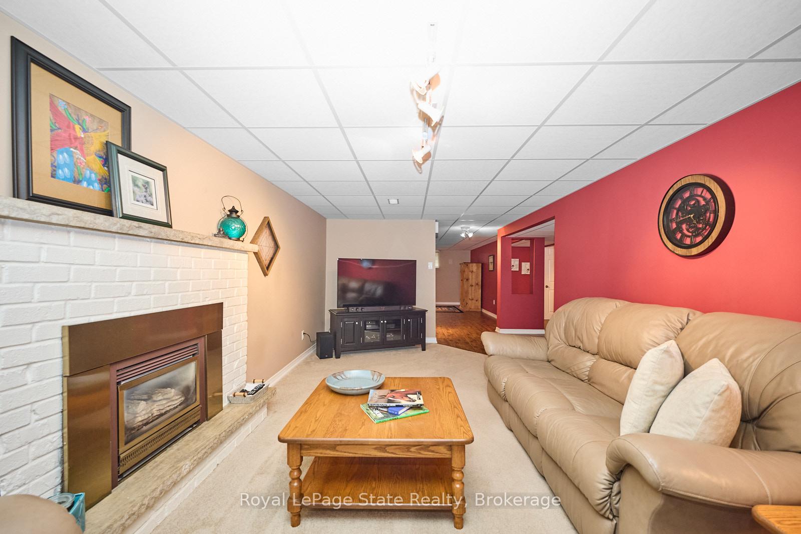 Photo 30 of 17 Oakes Road N, Grimsby, Grimsby West — HOMEH