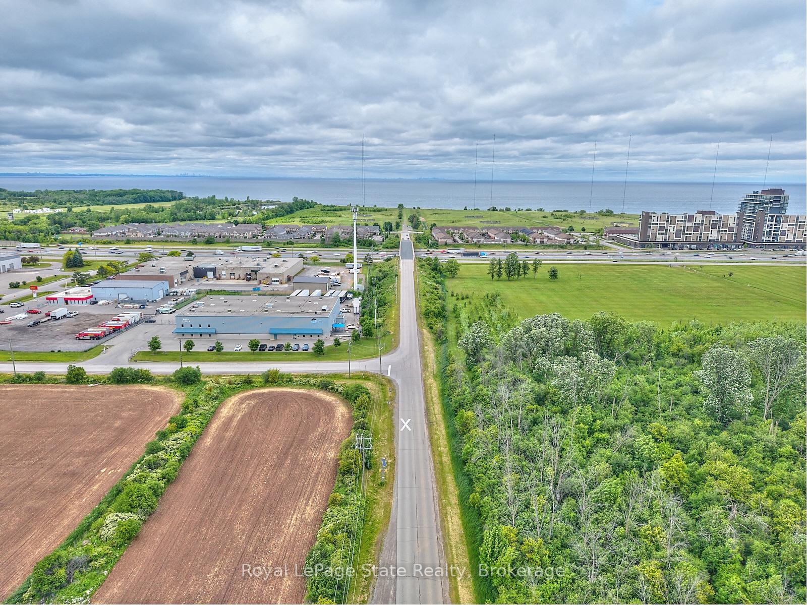 Photo 50 of 17 Oakes Road N, Grimsby, Grimsby West — HOMEH