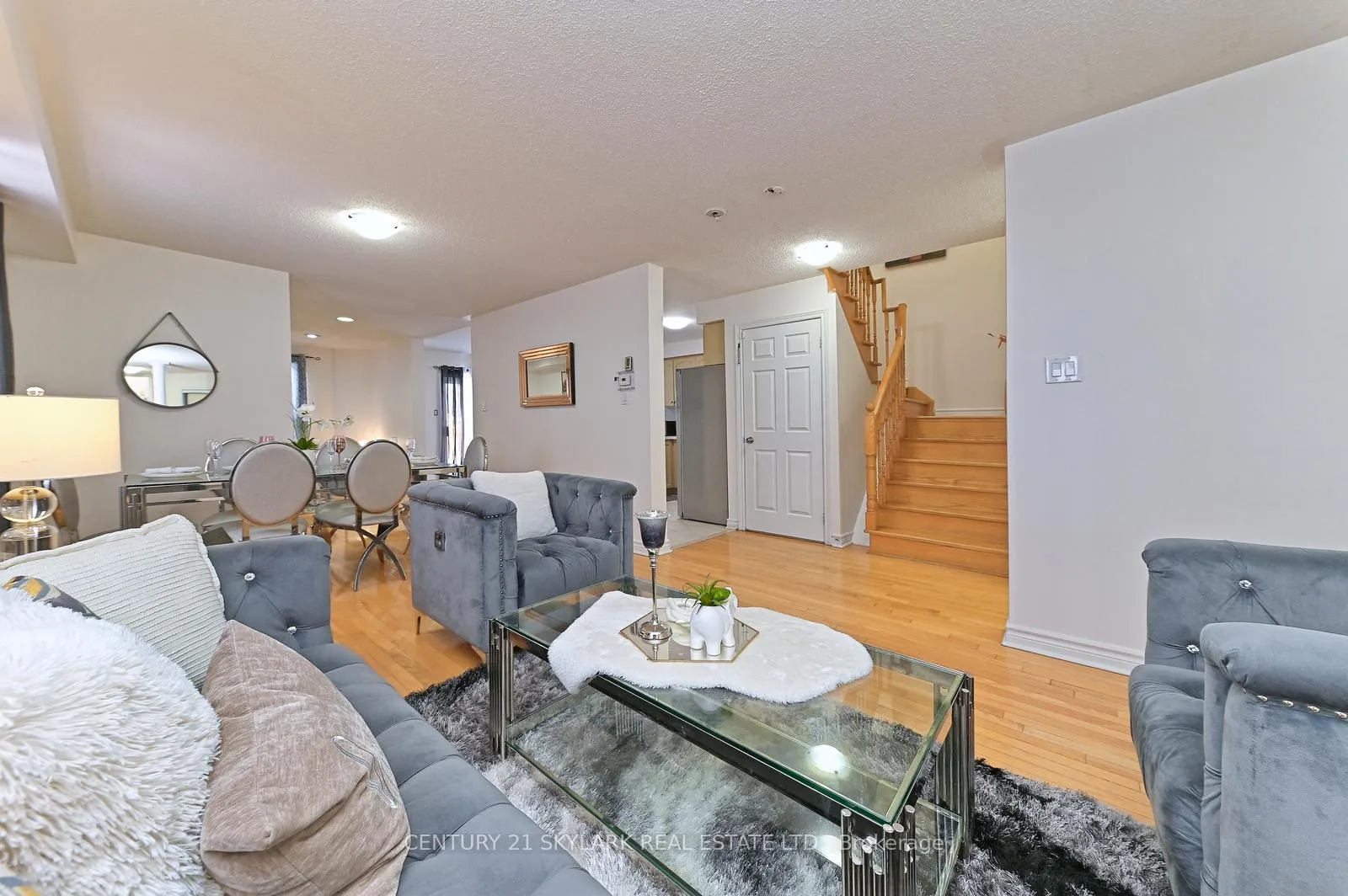 Photo 6 of 38 Marotta Avenue, Brampton, Fletcher's Meadow — HOMEH