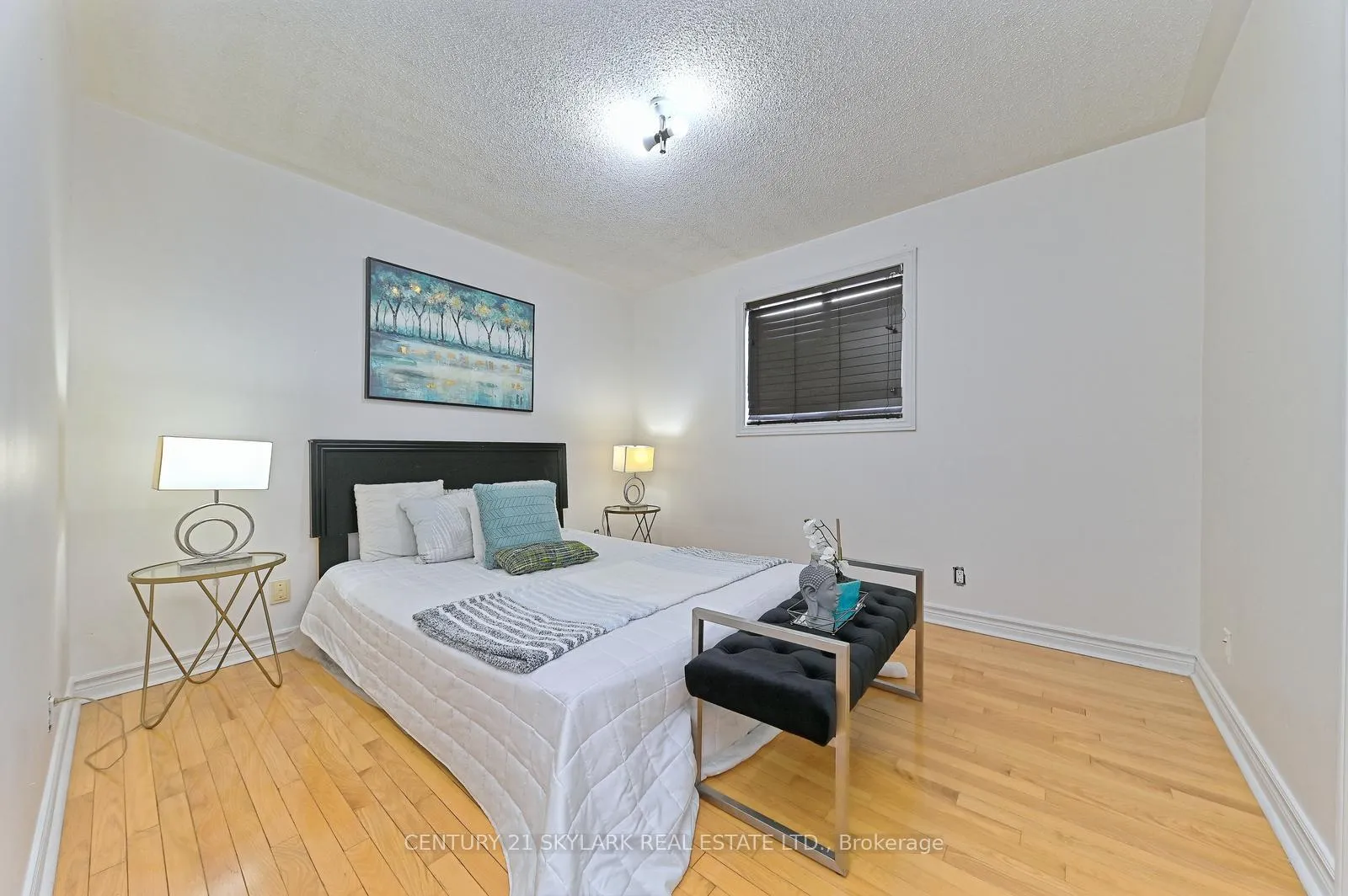Photo 26 of 38 Marotta Avenue, Brampton, Fletcher's Meadow — HOMEH