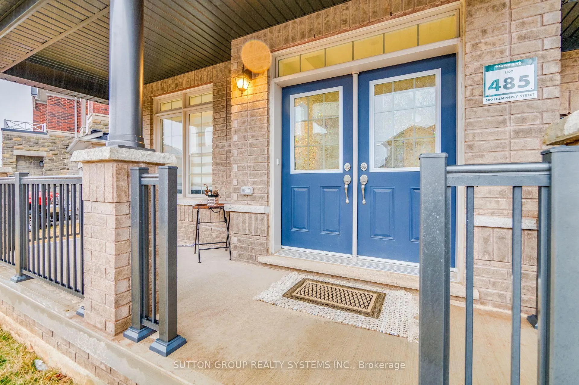 Photo 2 of 389 Humphrey Street, Hamilton, Waterdown — HOMEH