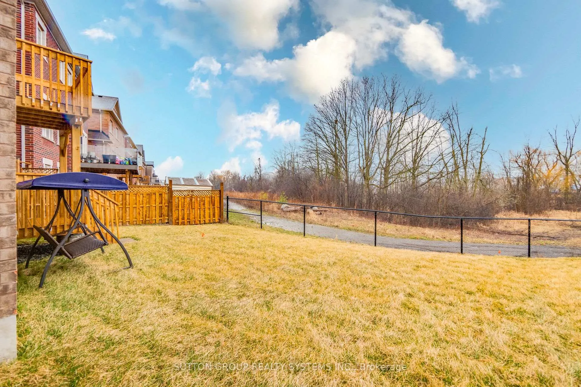 Photo 50 of 389 Humphrey Street, Hamilton, Waterdown — HOMEH