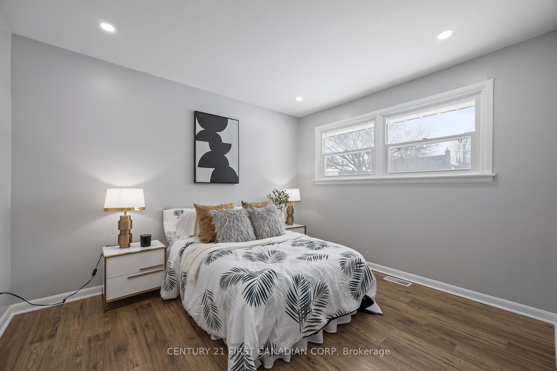 Photo 7 of 149 Jasper Crescent, London, East O — HOMEH