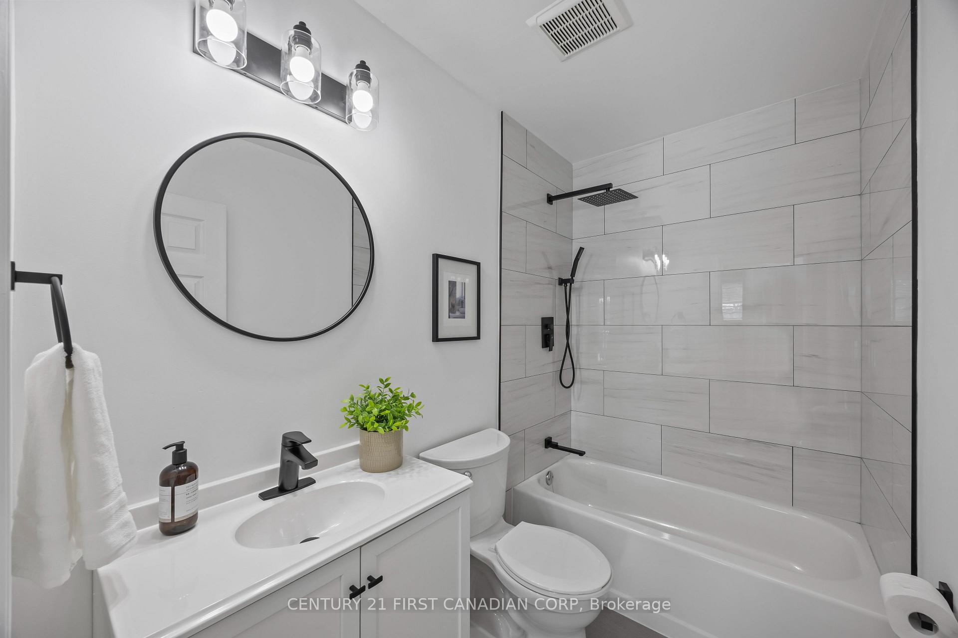 Photo 9 of 149 Jasper Crescent, London, East O — HOMEH