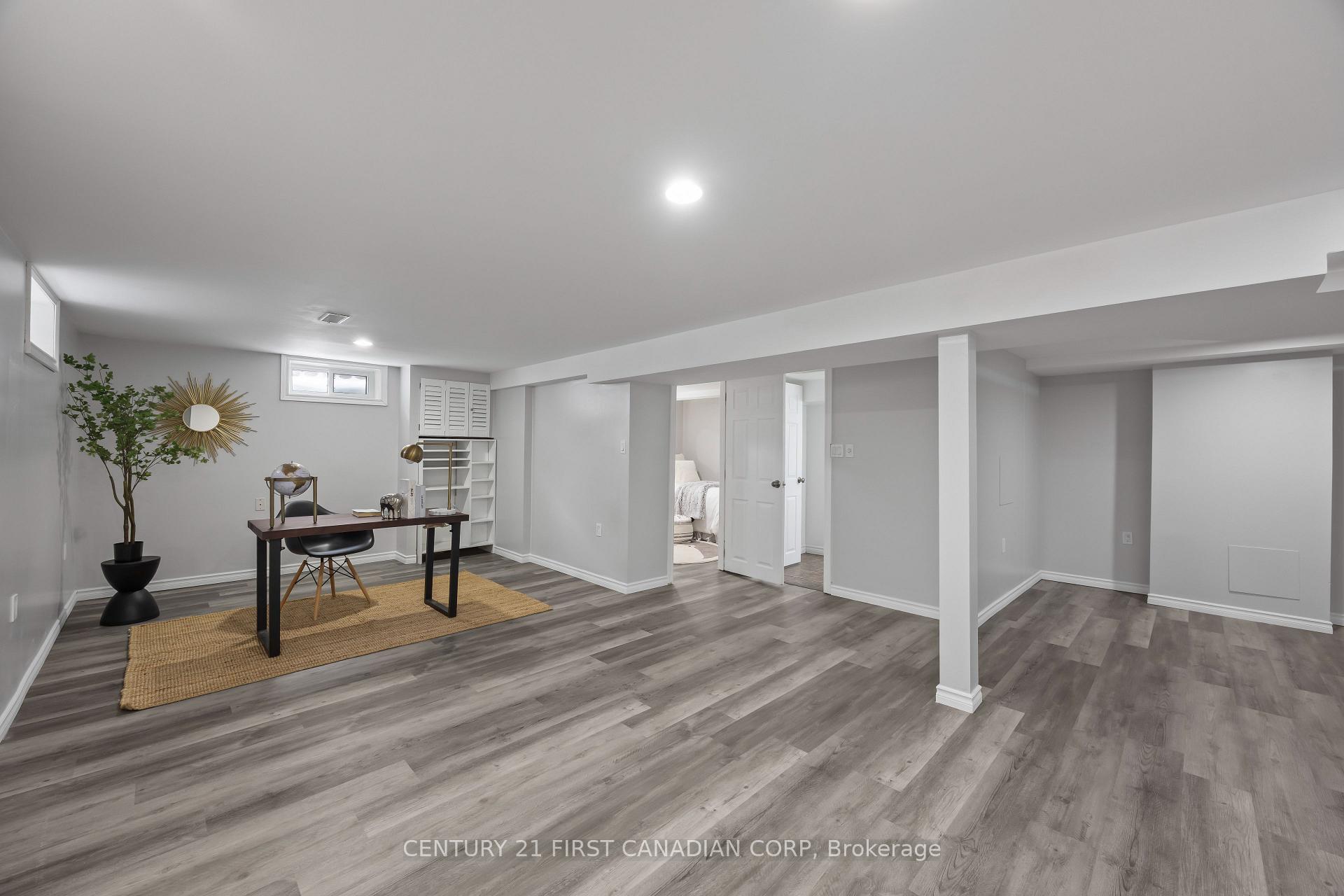 Photo 10 of 149 Jasper Crescent, London, East O — HOMEH