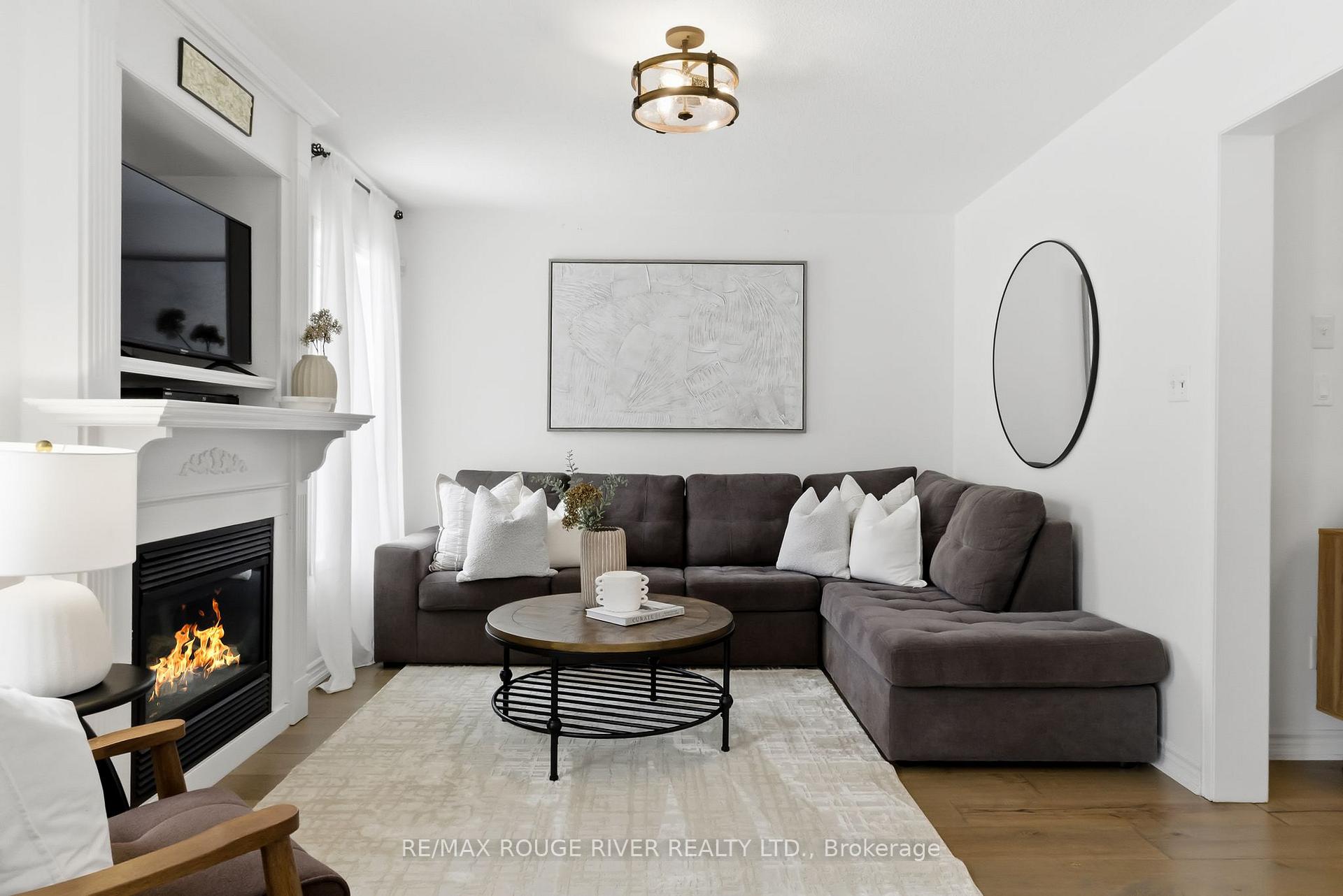 Photo 10 of 1377 Dumont Street, Oshawa, Taunton — HOMEH