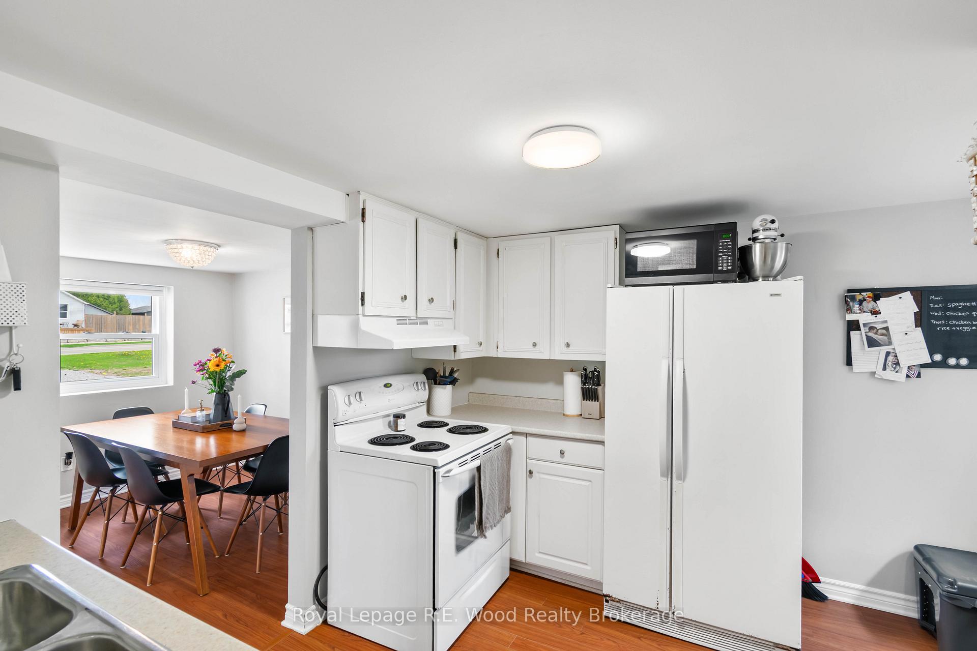 Photo 4 of 133 North Street E, Tillsonburg — HOMEH