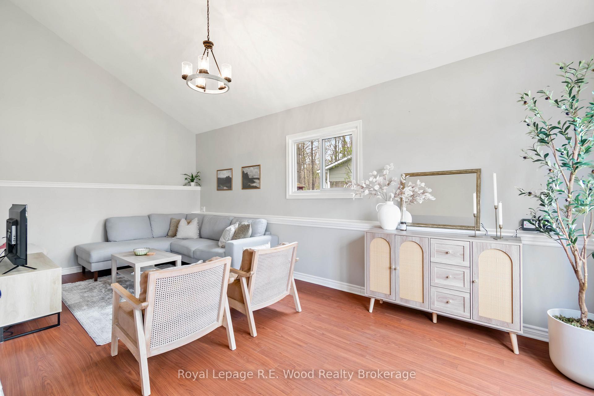 Photo 8 of 133 North Street E, Tillsonburg — HOMEH