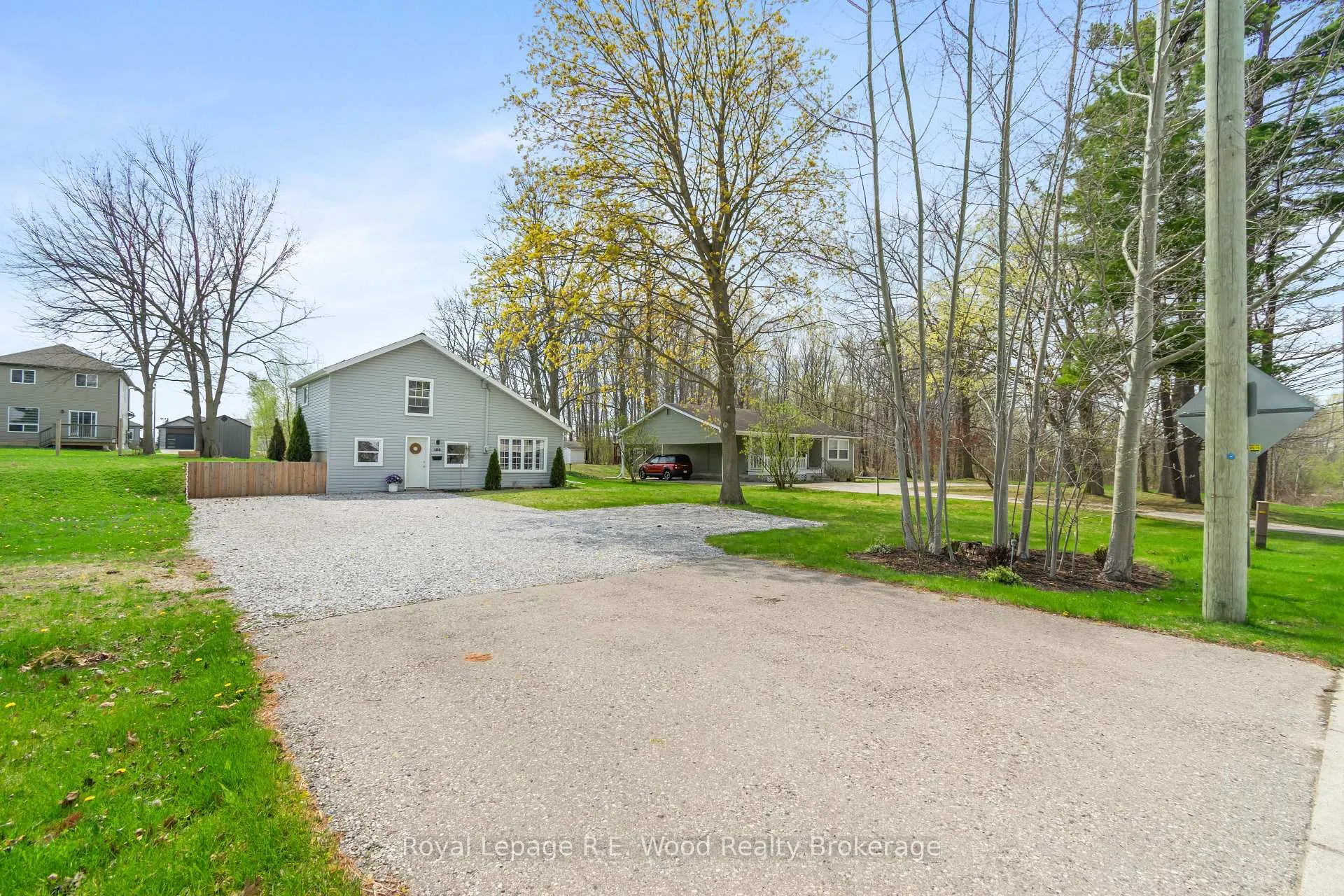Photo 1 of 133 North Street E, Tillsonburg — HOMEH