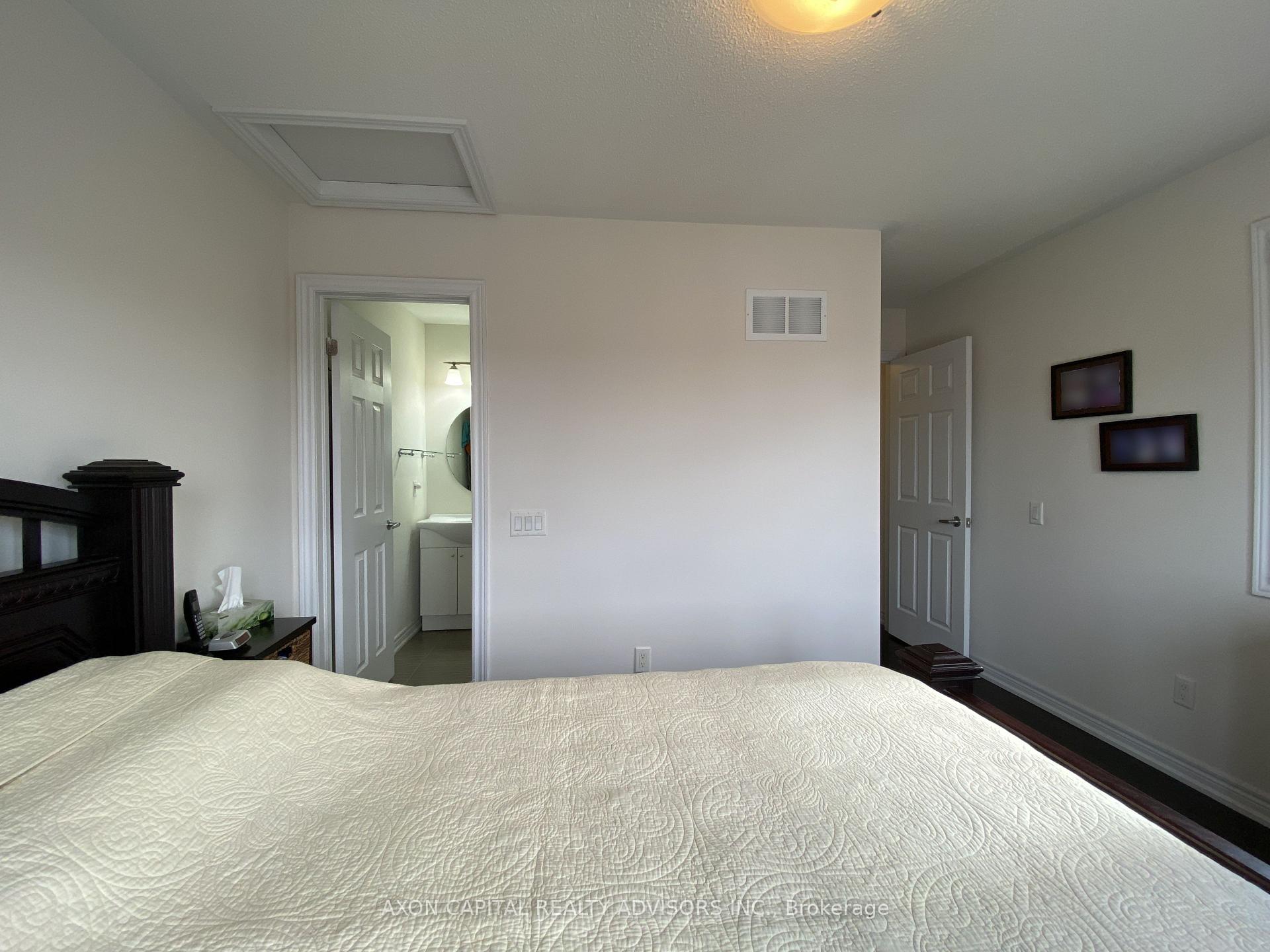 Photo 12 of 9934 McCowan Road, Markham, Berczy — HOMEH