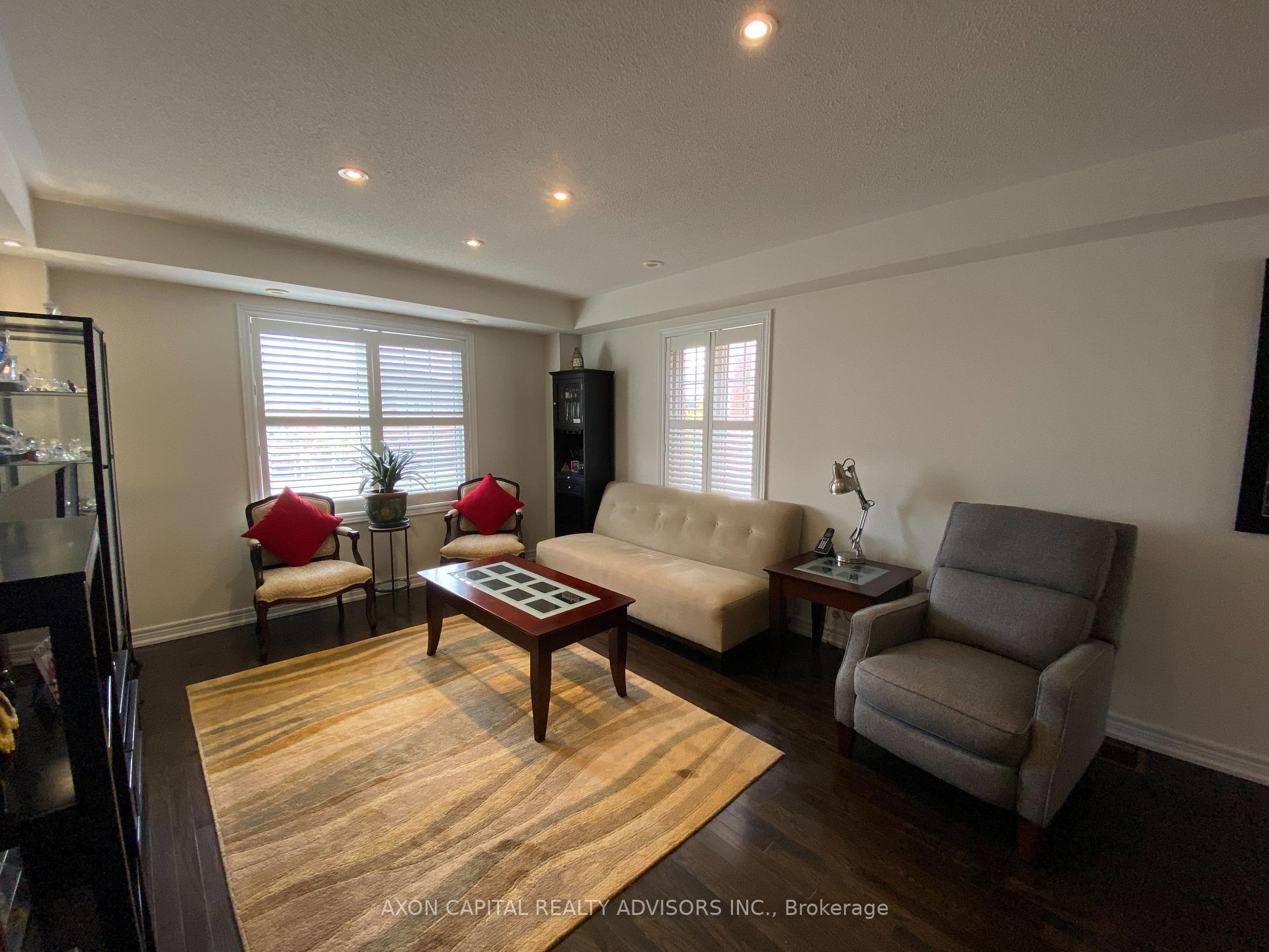 Photo 4 of 9934 McCowan Road, Markham, Berczy — HOMEH