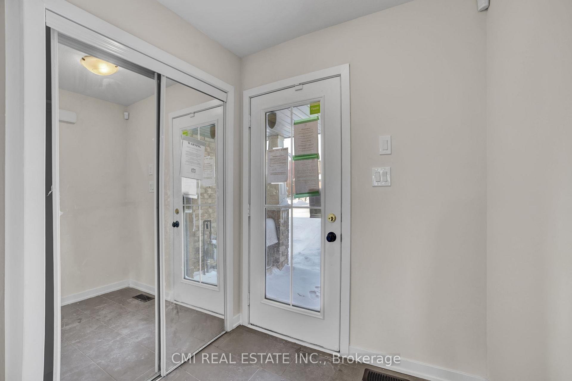 Photo 2 of 62 Sherway Street, Hamilton, Stoney Creek Mountain — HOMEH