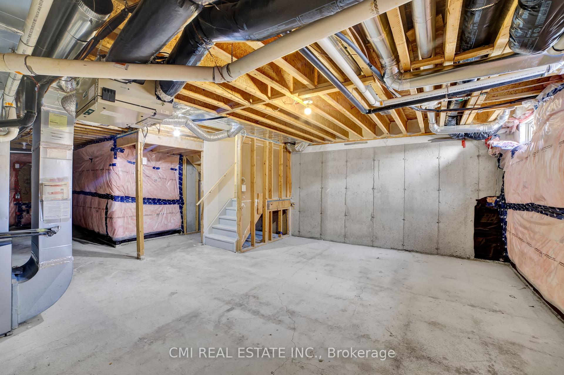 Photo 38 of 62 Sherway Street, Hamilton, Stoney Creek Mountain — HOMEH