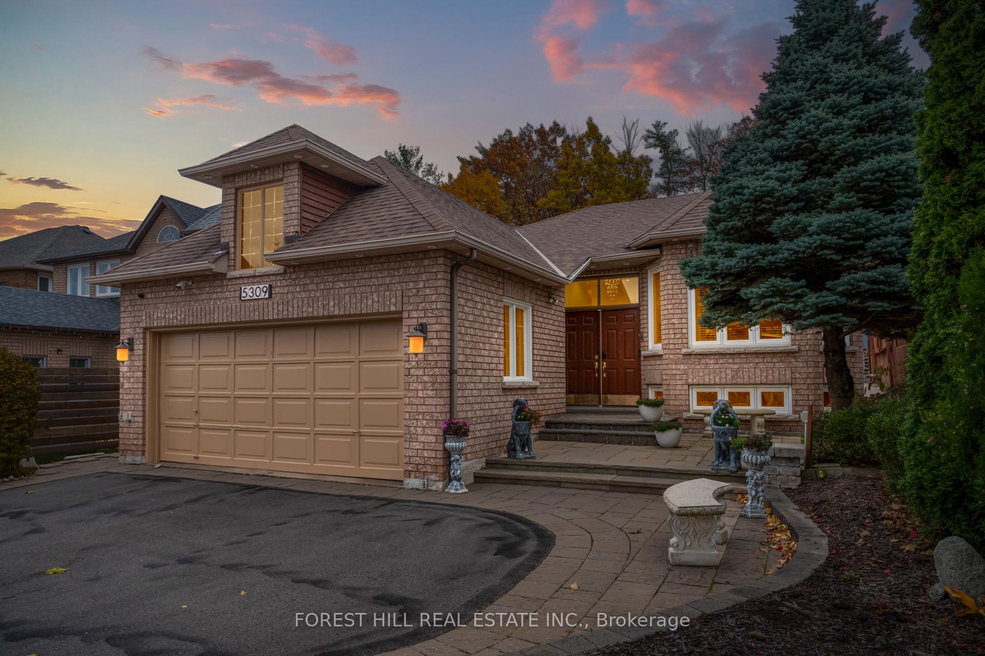 Photo 1 of 5309 Mcfarren Boulevard, Mississauga, Central Erin Mills — HOMEH
