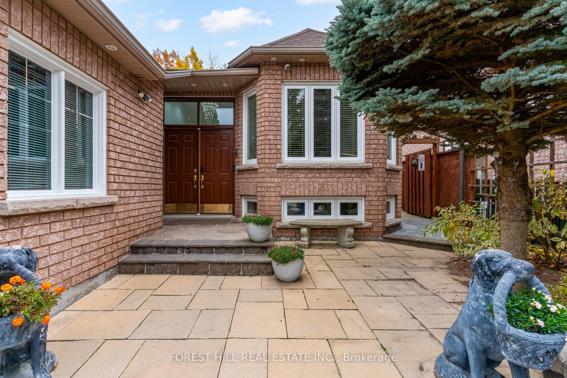 Photo 7 of 5309 Mcfarren Boulevard, Mississauga, Central Erin Mills — HOMEH