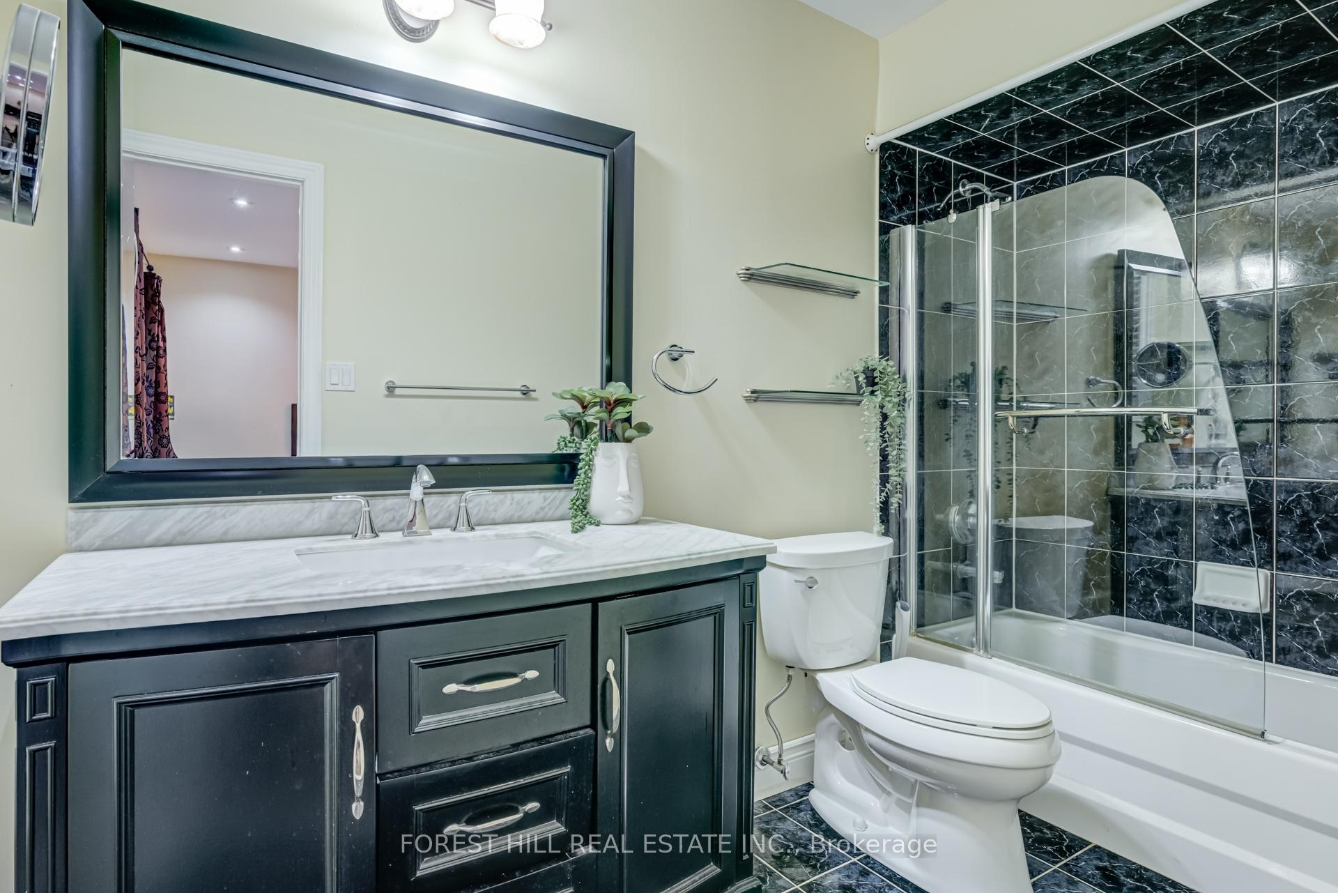 Photo 19 of 5309 Mcfarren Boulevard, Mississauga, Central Erin Mills — HOMEH