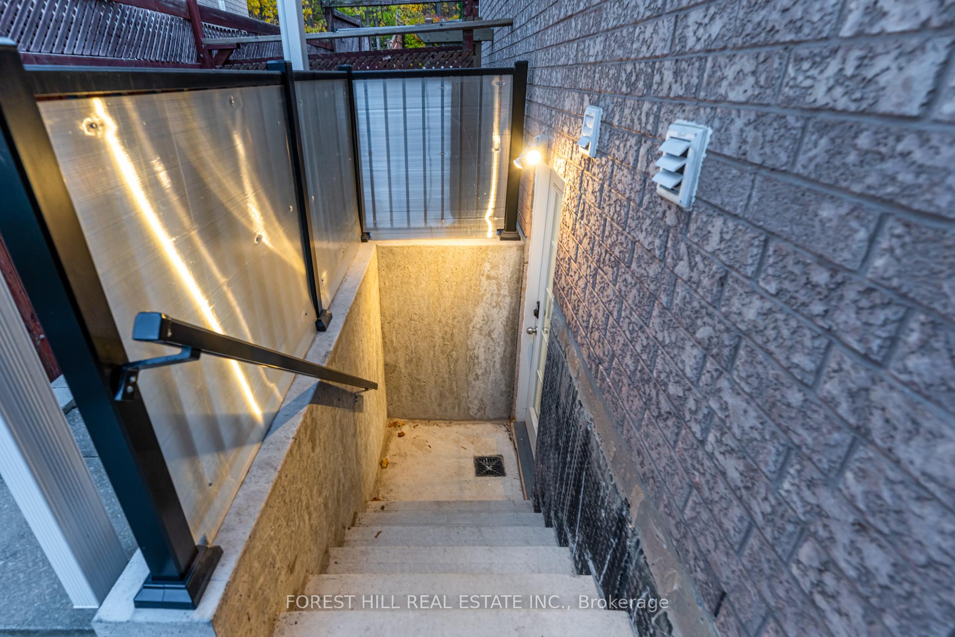 Photo 22 of 5309 Mcfarren Boulevard, Mississauga, Central Erin Mills — HOMEH