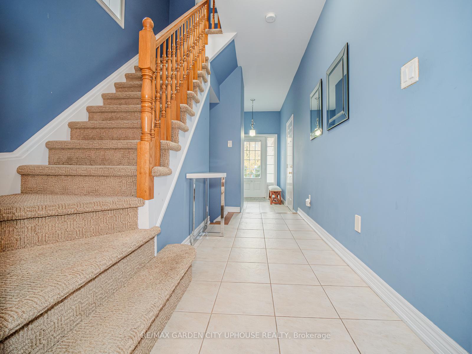 Photo 3 of 50 Chloe Street, St. Catharines, E. Chester — HOMEH