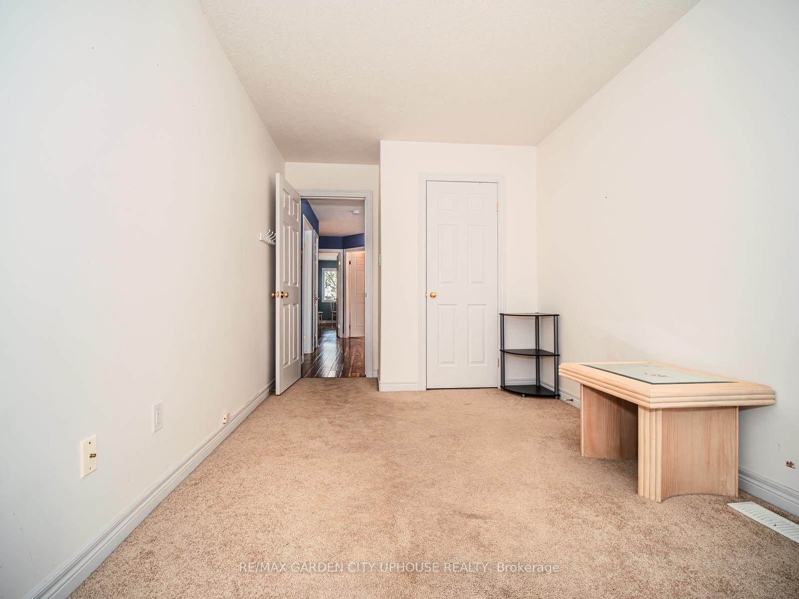 Photo 11 of 50 Chloe Street, St. Catharines, E. Chester — HOMEH