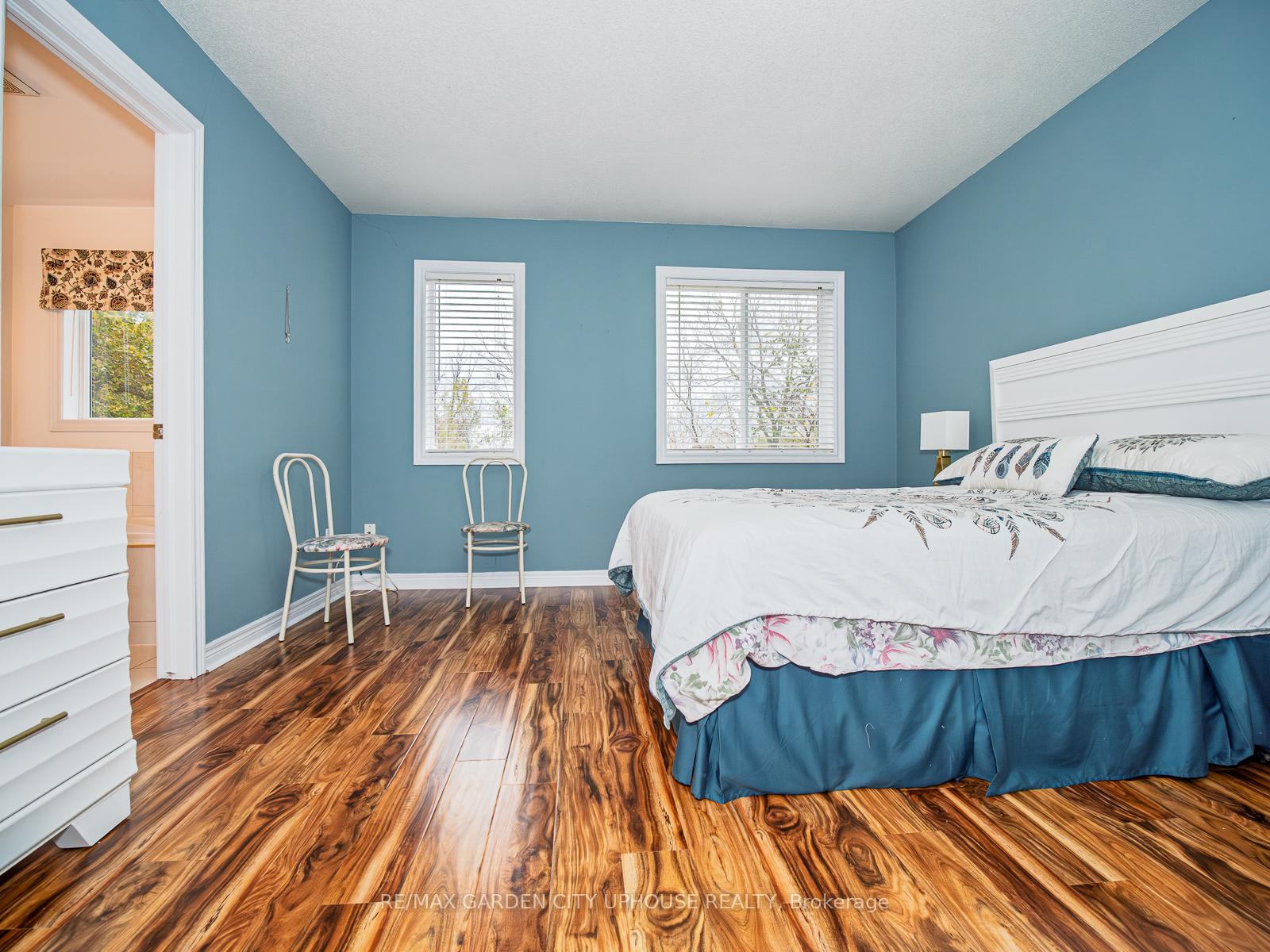 Photo 17 of 50 Chloe Street, St. Catharines, E. Chester — HOMEH