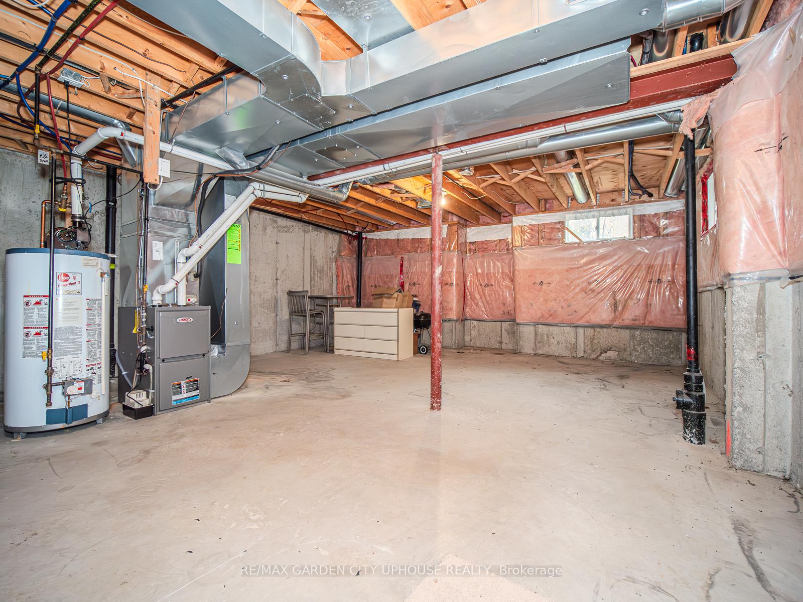 Photo 21 of 50 Chloe Street, St. Catharines, E. Chester — HOMEH