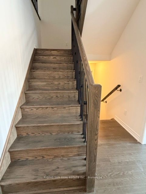 Photo 7 of 1485 Davis Loop, Innisfil, Lefroy — HOMEH