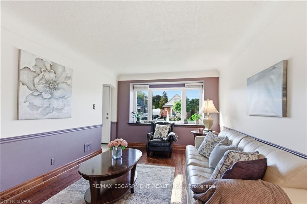 Photo 4 of 91 East 42nd Street, Hamilton, Sunninghill — HOMEH