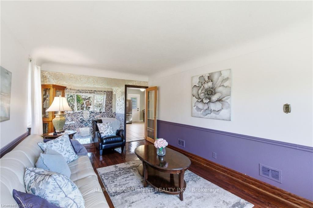 Photo 2 of 91 East 42nd Street, Hamilton, Sunninghill — HOMEH