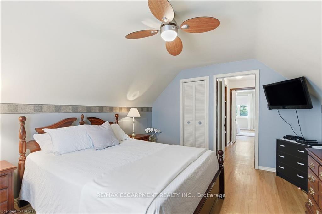 Photo 23 of 91 East 42nd Street, Hamilton, Sunninghill — HOMEH