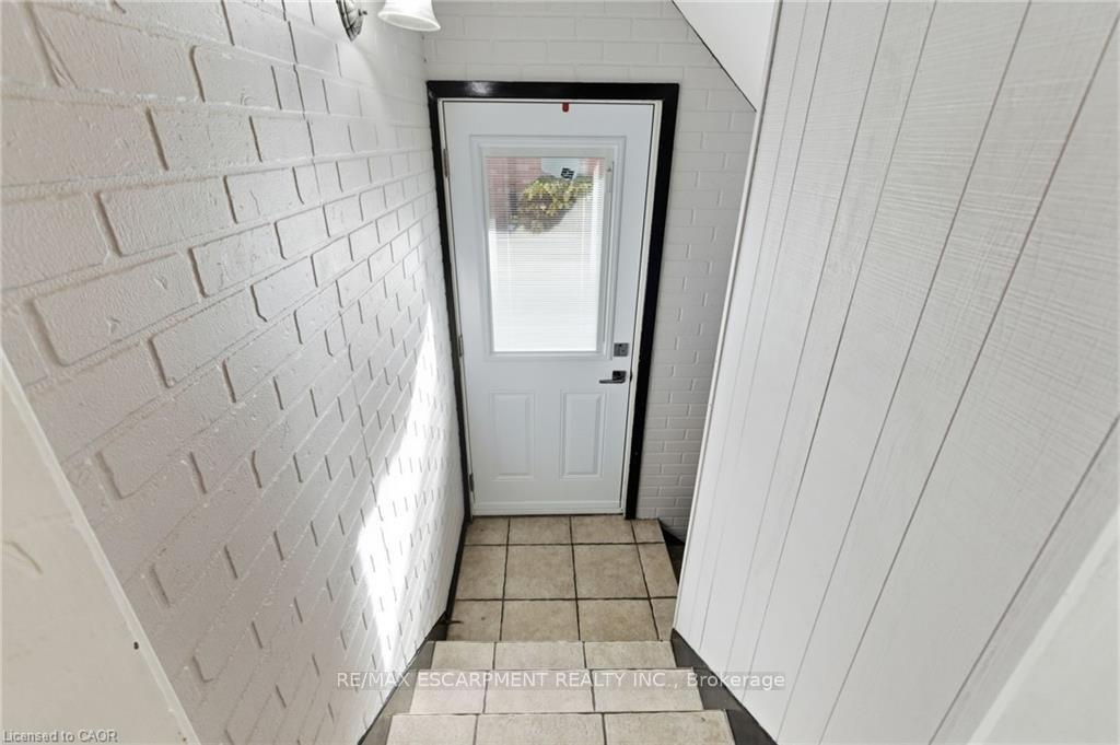 Photo 26 of 91 East 42nd Street, Hamilton, Sunninghill — HOMEH