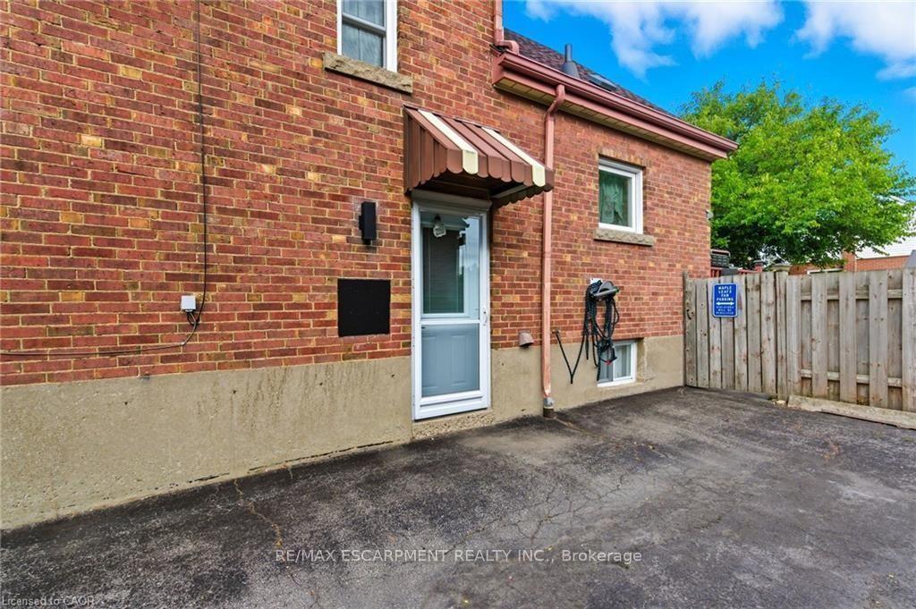 Photo 32 of 91 East 42nd Street, Hamilton, Sunninghill — HOMEH