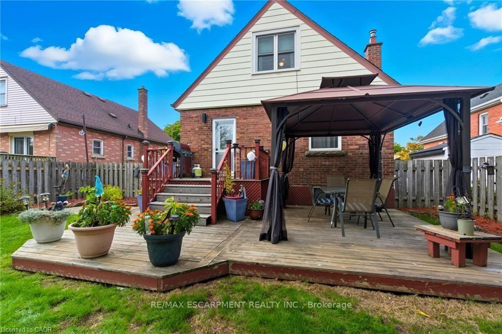 Photo 40 of 91 East 42nd Street, Hamilton, Sunninghill — HOMEH