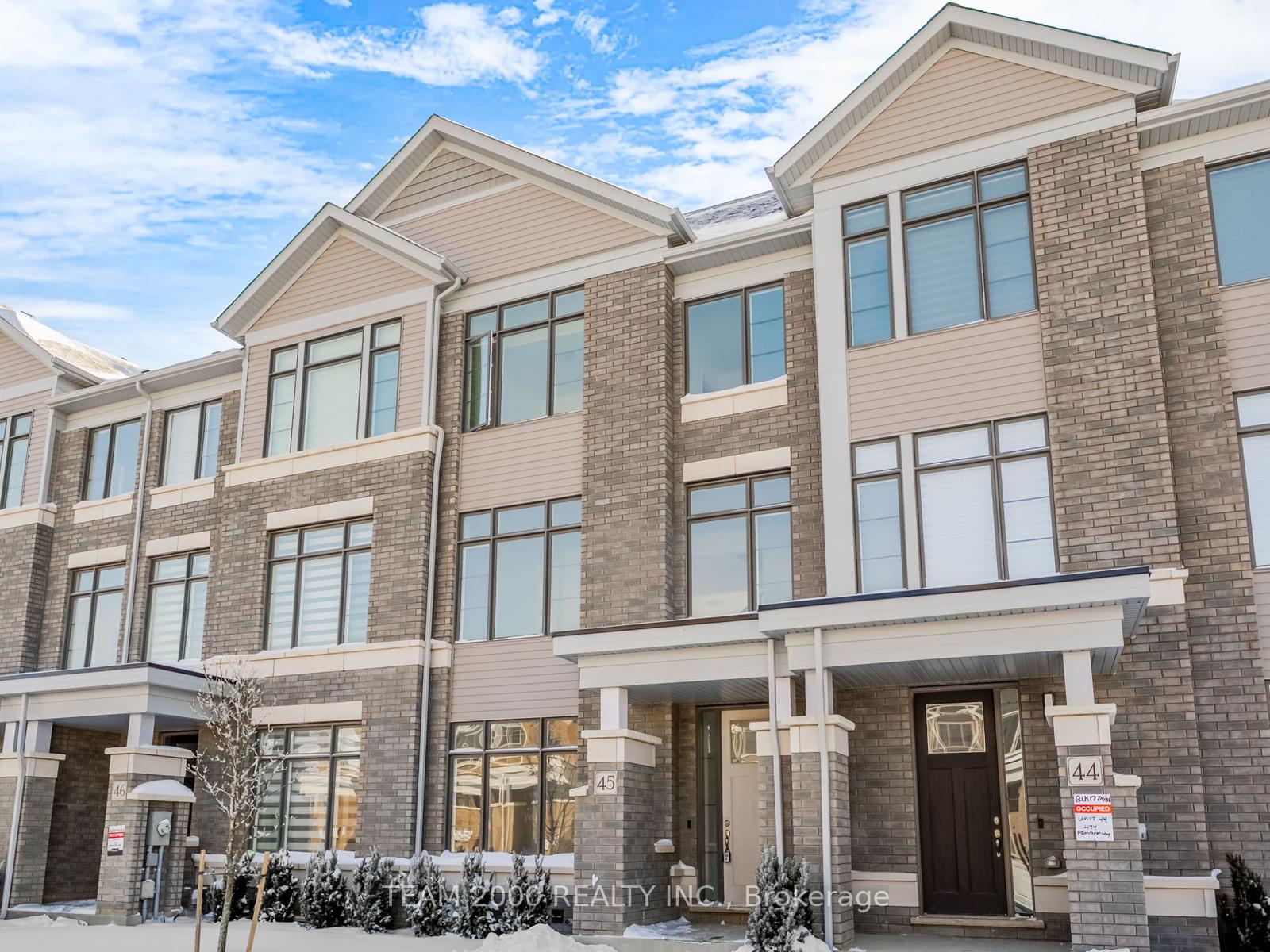 Photo 2 of Unit 45, 474 Provident Way, Hamilton, Mount Hope — HOMEH