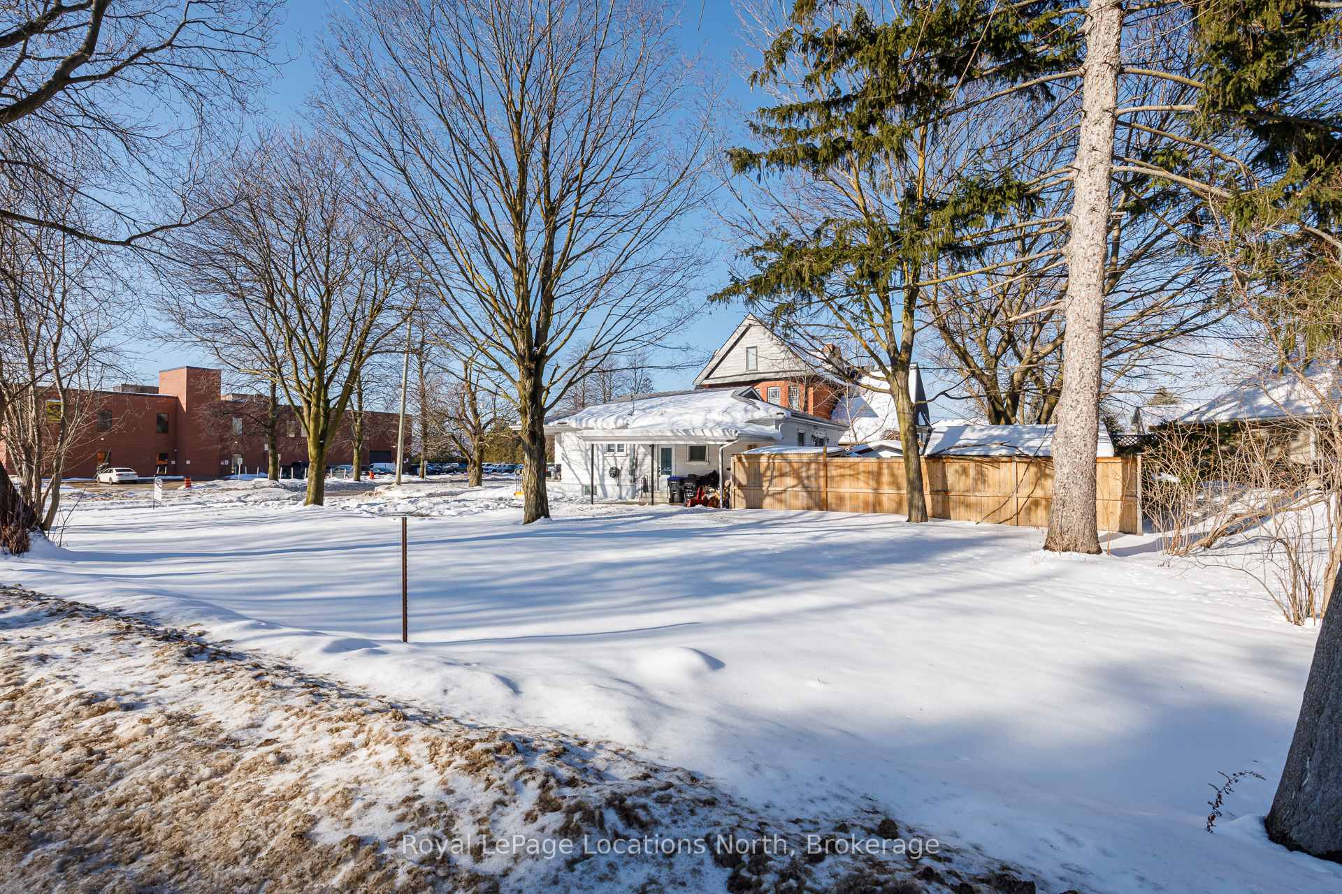Photo 27 of 149 Minnesota Street, Collingwood — HOMEH