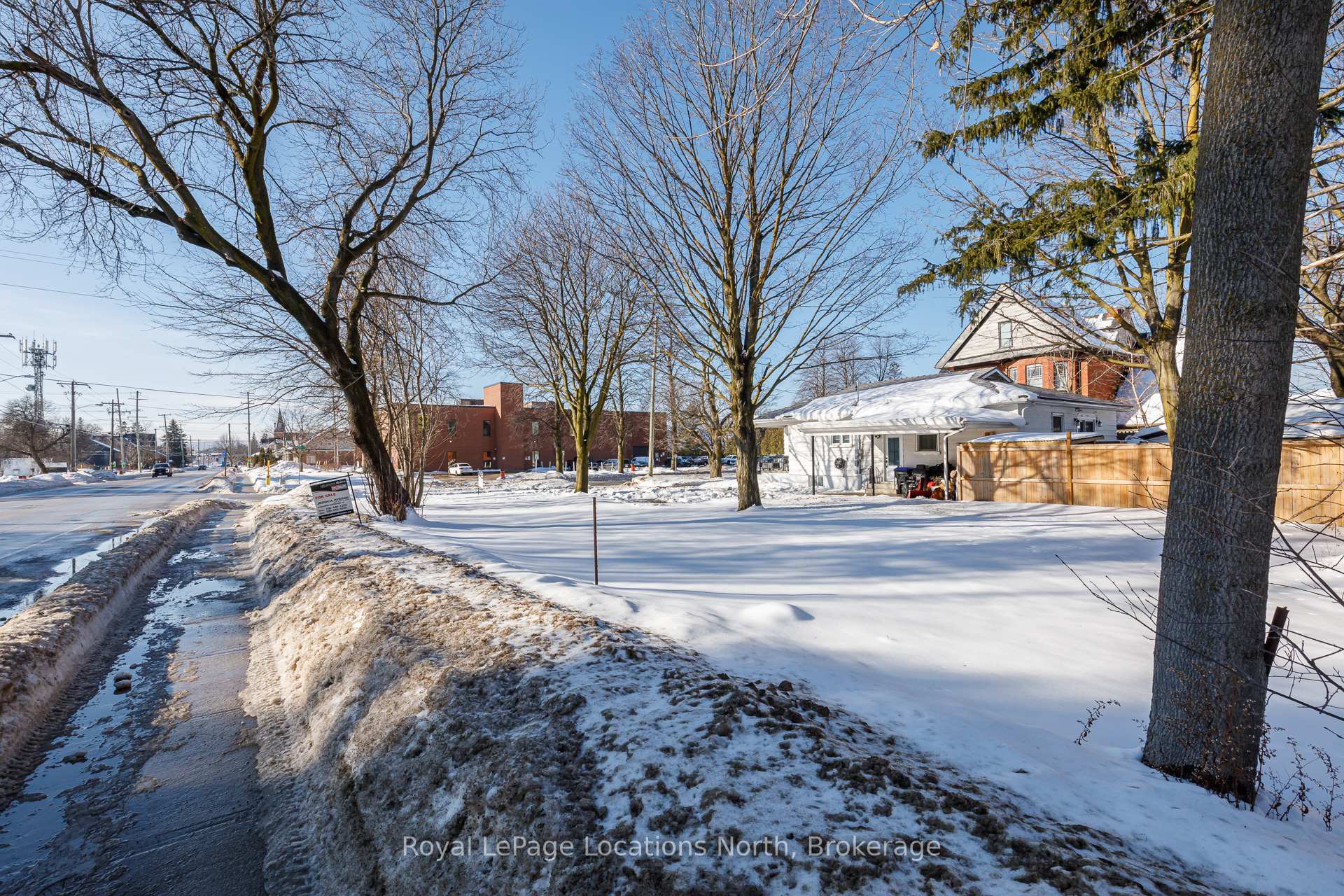 Photo 44 of 149 Minnesota Street, Collingwood — HOMEH