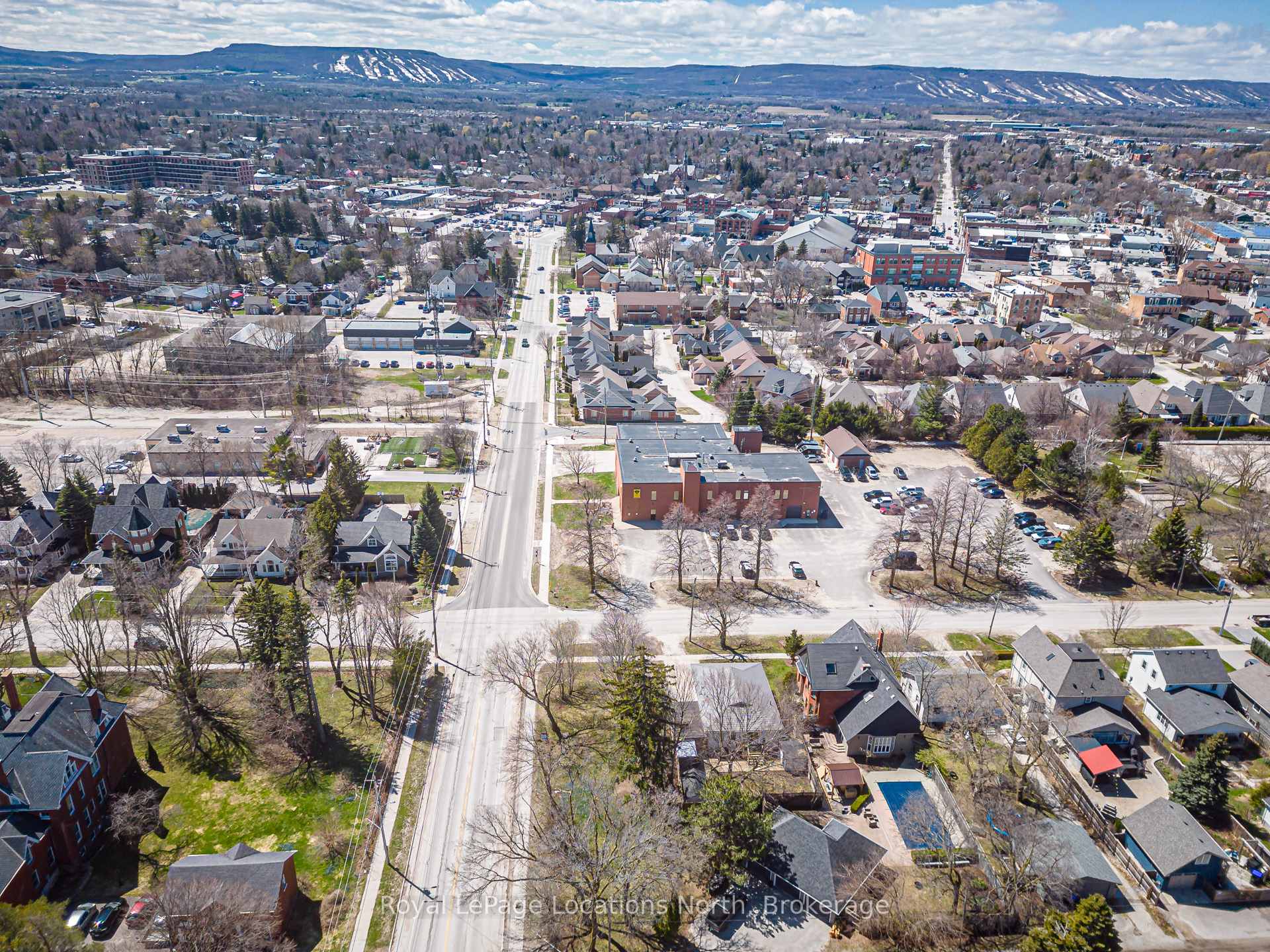 Photo 14 of 149 Minnesota Street, Collingwood — HOMEH