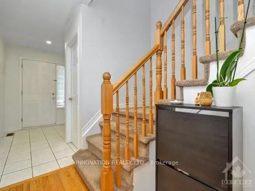 Photo 4 of 2877 Millstream Way, Ottawa, Emerald Woods/Sawmill Creek — HOMEH