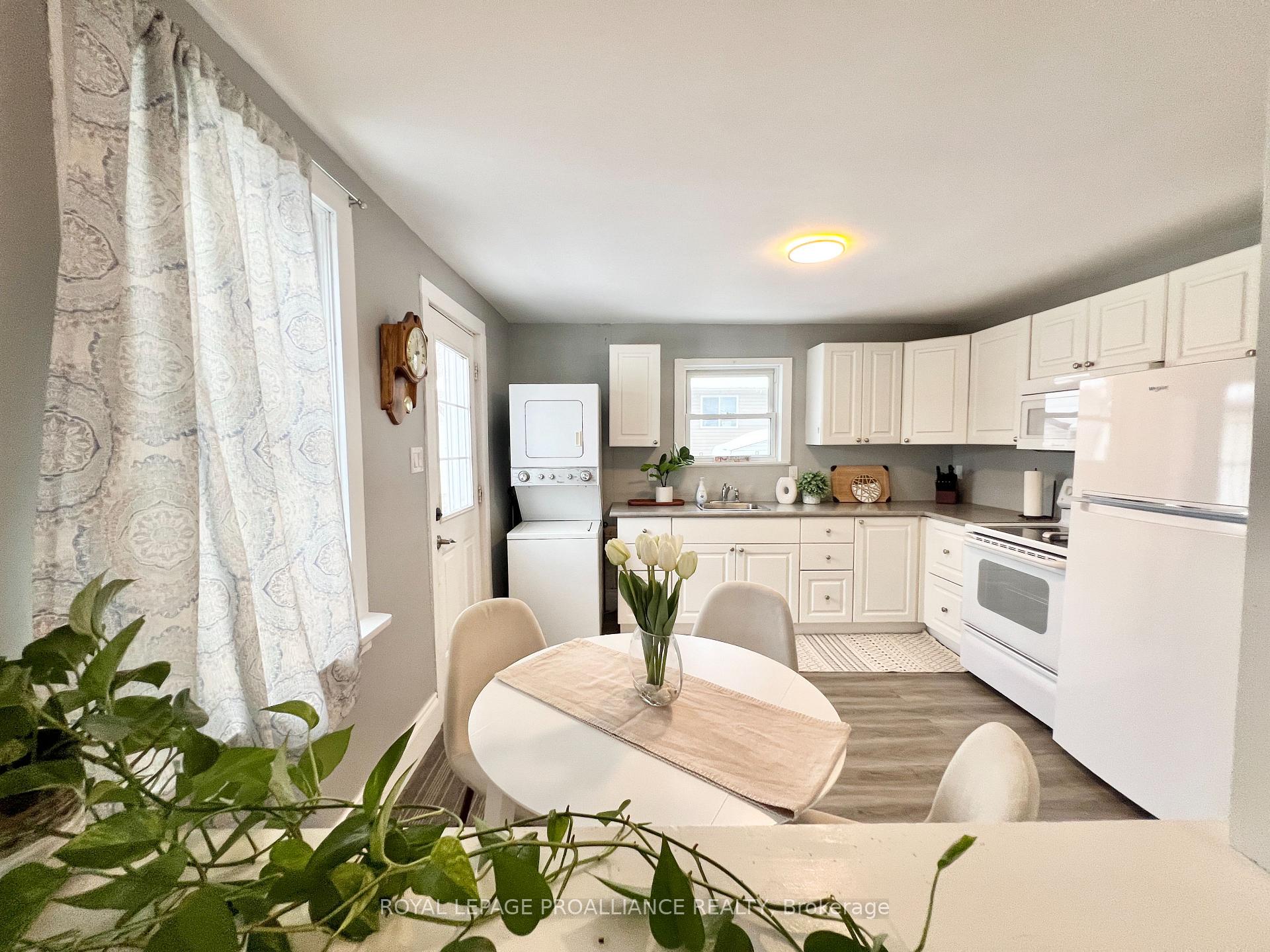 Photo 4 of 50 Bentinck Street, Quinte West, Trenton Ward — HOMEH