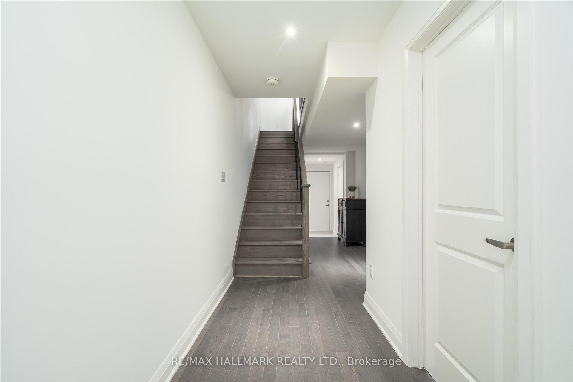 Photo 6 of 613 Port Darlington Road, Clarington, Bowmanville — HOMEH