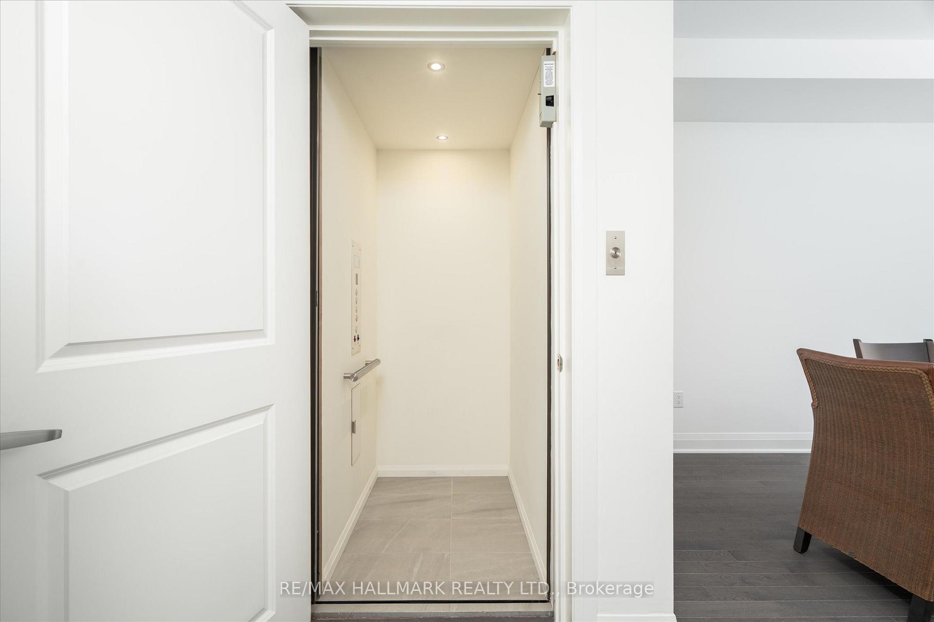 Photo 5 of 613 Port Darlington Road, Clarington, Bowmanville — HOMEH