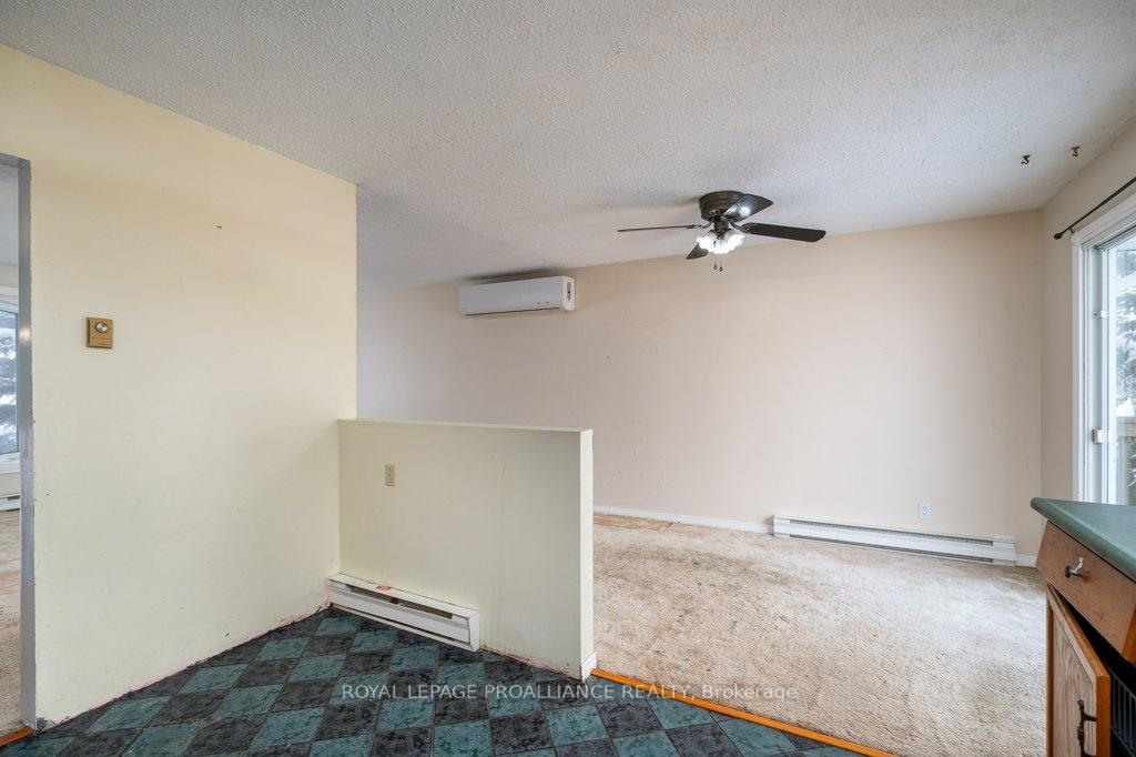 Photo 15 of 23 Ireland Drive, Quinte West, Trenton Ward — HOMEH